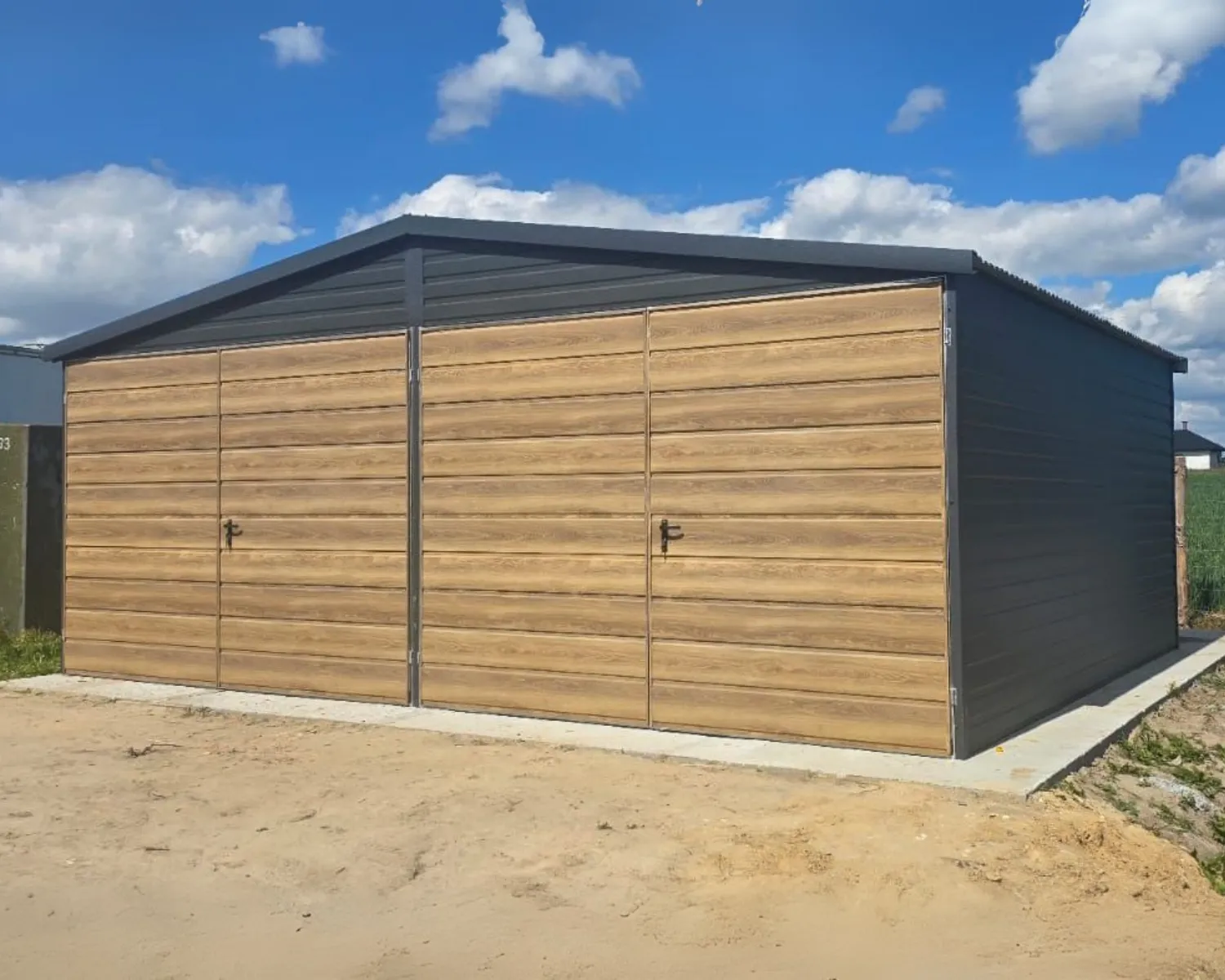 garaz_blaszany_dwustanowiskowy 6x5,8m
